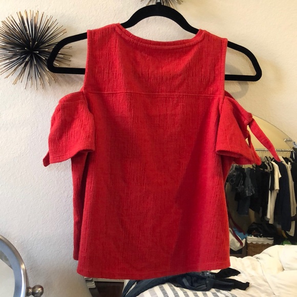 Madewell Skylark Cold Shoulder Tee in Red - Picture 4 of 5